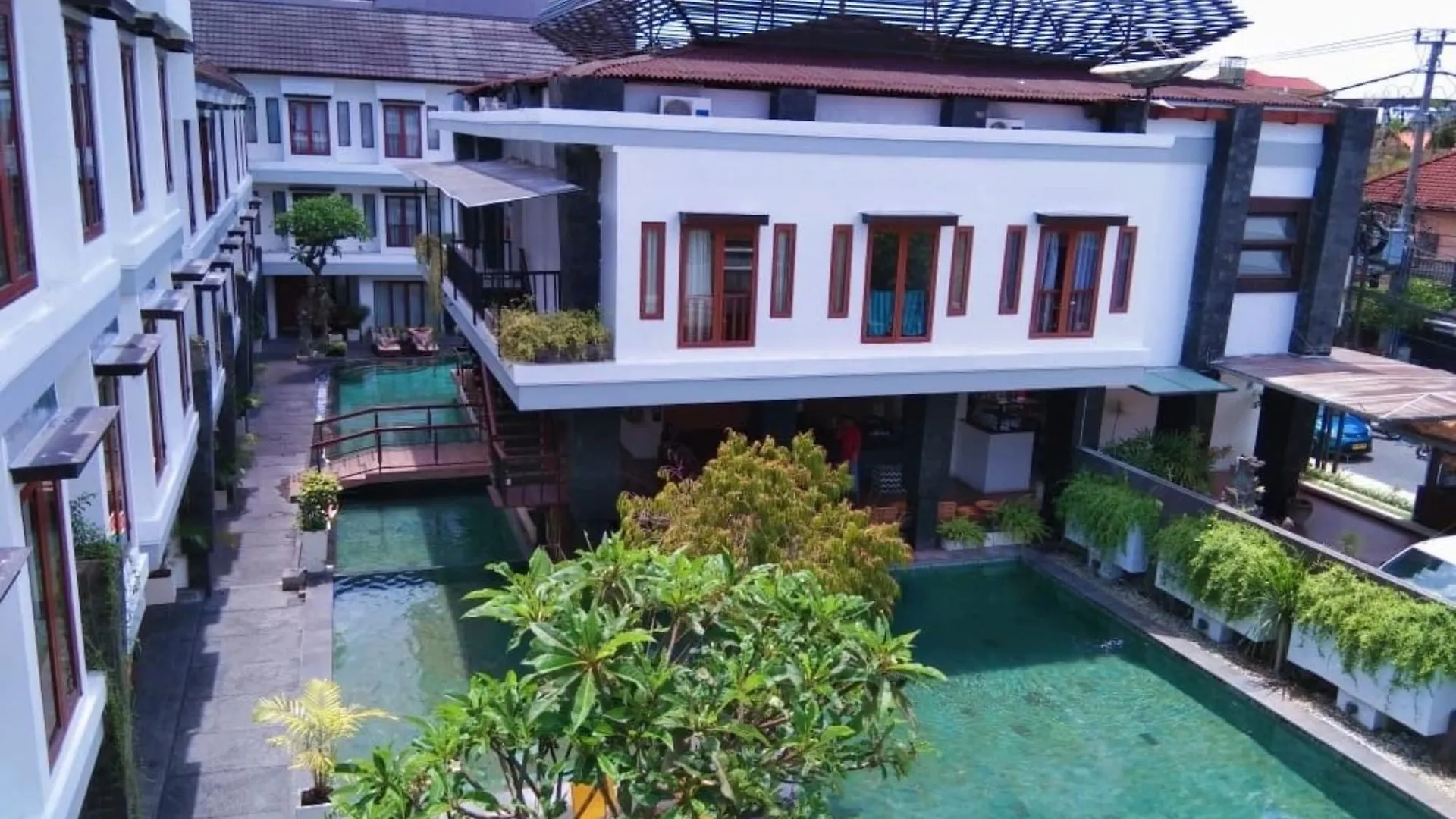 Hotel Casa Padma Suites Legian